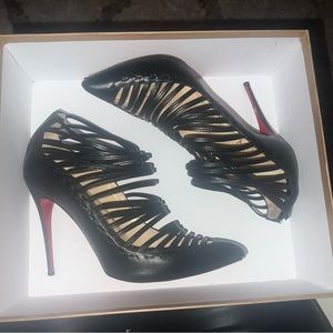 Christian Louboutin Black Kid Leather Gortik 100 Pumps Size 38.5